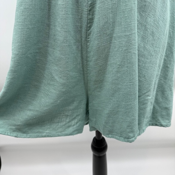 Hello Molly Romper Women Medium NEW Green Linen Blend Halter Sleeveless Short - Picture 4 of 14
